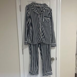 Simply Vera Vera Wang Navy and White Striped Pajama Set